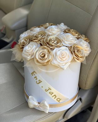 Autres biens dans Taalabaya - Handcrafted Ribbon Rose Arrangement for Gifts | باقة ورد من الساتان للهدايا