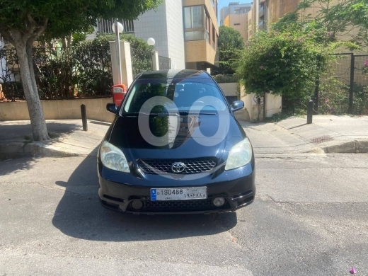 Toyota in Beirut City - Toyota matrex 2004