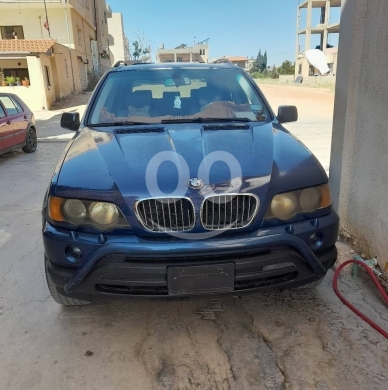 BMW in Baalback - Bmw x5 موديل 2001