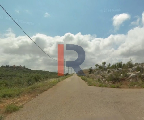 R9-3667 Land for Sale in Nakhleh – Koura, 1608 m² Residential, Zoning 20/40