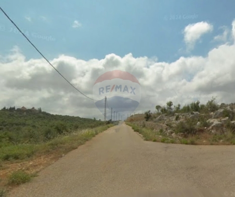 اراضي للبيع في نخله - R9-3667 Land for Sale in Nakhleh &ndash; Koura, 1608 m&sup2; Residential, Zoning 20/40 أرض للبيع في النخلة الكورة &ndash; 1608 م&sup2; سكنية، تصنيف 20/40
