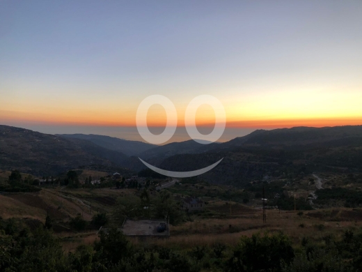 اراضي للبيع في المتن - أرض للبيع في صنين بمساحة 45000م&sup2; | Land for Sale in Sannine 45000sqm