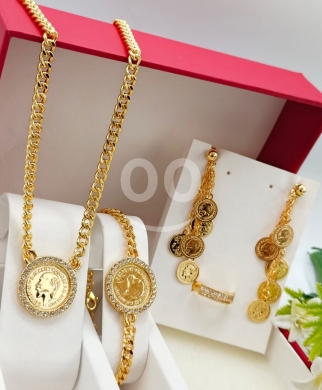 Clothes, Footwear & Accessories in Minieh - طقم إكسسوارات ذهبي بتصميم العملات التراثية | Gold-Tone Coin Design Accessory Set