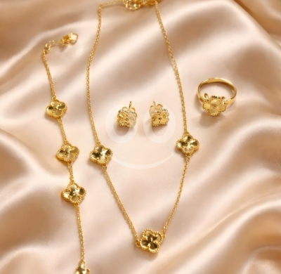 السلع الأخرى في منيه - طقم ذهب برازيلي أنيق - لمسة من الفخامة | Elegant Brazilian Gold Set - A Touch of Luxury