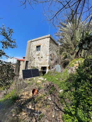 Apartments for sale dans Ariya - منزل حجري مستقل للبيع في عاريا 150م مع حديقة | Unique Stone House for Sale in Araya 150sqm