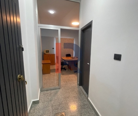 R9-3680 Office for Rent in Mina – Tripoli, Furnished, Renovated — 8