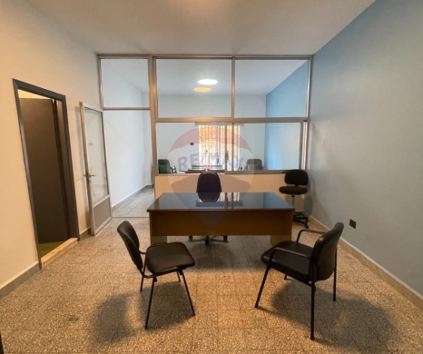 Commercials for rent in Mina - R9-3681 | Office for Rent in Mina, Tripoli | 45 m&sup2; | Furnished | مكتب للإيجار في الميناء، طرابلس