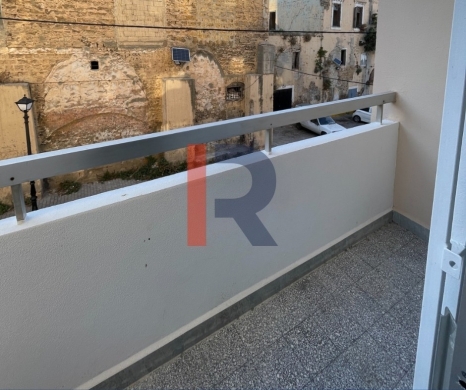 R9-3681 Office for Rent in Mina – Tripoli, 45 m², Furnished, Renovated, Shabby Chic — 3