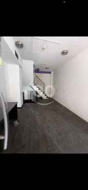 Commercials for sale dans Condor - محل تجاري للبيع من 3 طوابق في شارع الكوندور | 3-Story Commercial Shop for Sale in Condor St.