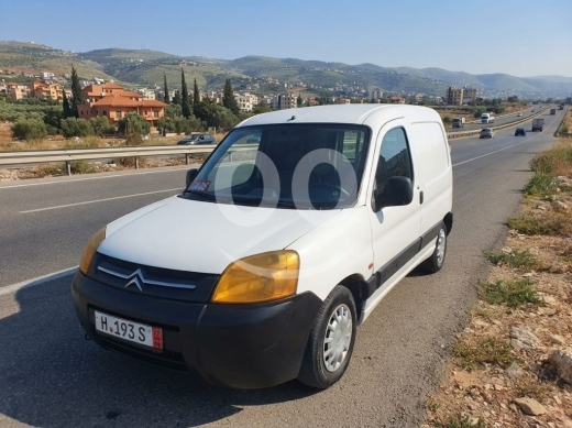 سيتروين في شويفات - سيتروان بيرلينجو 2005 للبيع في بيروت | Citroen Berlingo 2005 for Sale