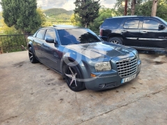 كرايسلر 300 موديل 2005 بحالة ممتازة | 2005 Chrysler 300 Full Options
