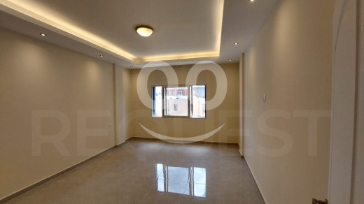 شقق للإيجار في جميزه - شقة للإيجار في الجميزة بمساحة 80 متر مربع | 80 sqm Apartment for Rent in Gemmayzeh