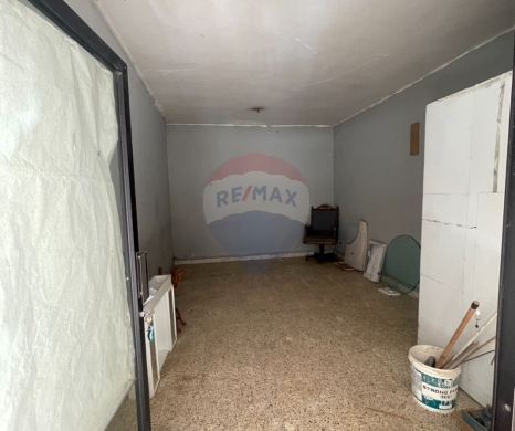 عقارات تجارية للبيع في Metran - R9-3689 Shop for Sale in Motran &ndash; Tripoli, 60 m&sup2;محل للبيع في المطران طرابلس &ndash; 60 م&sup2;
