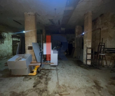 R9-3690 Warehouse for Sale in Metran – Tripoli, 700 m² — 2