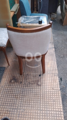 طقم كراسي وطاولة أنيق | Elegant Chair and Table Set — 3