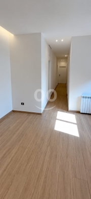 Apartments for sale dans Hazmieh - شقة فخمة للبيع في الحازمية - مساحة واسعة وتراس | Luxury Apartment for Sale in Hazmieh