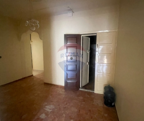 Apartments for sale dans Basatin Tripoli - R9-3693 Apartment for Sale in Jemayzet &ndash; Tripoli, 130 m&sup2;شقة للبيع في الجميزات طرابلس &ndash; 130 م&sup2;