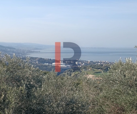 R9-3699 Land for Sale in Charzouz – Claude, Jbeil, 1050 m² — 2