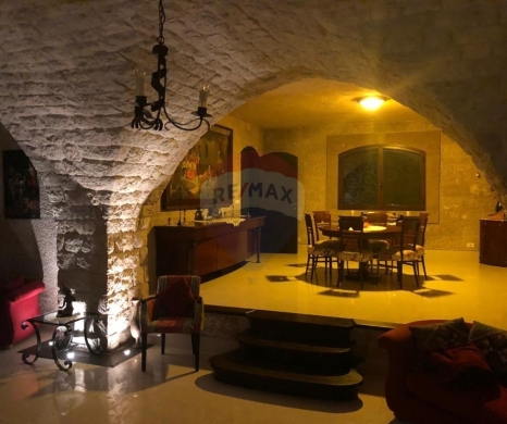 R9-3700 Villa for Sale in Jouniyeh – Aajaltoun, 350 m², Land 2300 m² فيلا للبيع في جونية … — 23