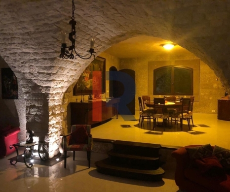 R9-3700 Villa for Sale in Jouniyeh – Aajaltoun, 350 m², Land 2300 m² — 23