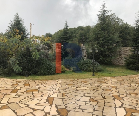 R9-3700 Villa for Sale in Jouniyeh – Aajaltoun, 350 m², Land 2300 m² — 8