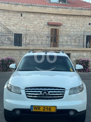 Infiniti in Beirut City - إنفينيتي FX35 موديل 2003 &quot;لوك 2005&quot; للبيع | Infiniti FX35 2003 Look 2005 for Sale