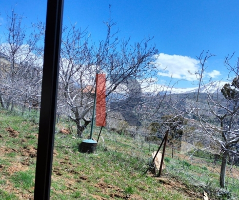 R9-3708 Land with Building for Sale in Hadath El Jebbeh – Bcharre, 3 Floors — 3