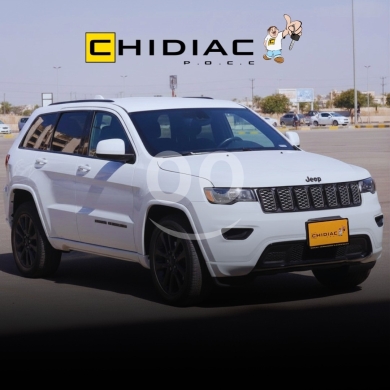 Jeep in Gemayzeh - Jeep Grand Cherokee Altitude 2017 إمكانية التقسيط عبر الشركة