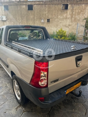 سيارة داسيا لوغان للبيع موديل 2012 - Dacia Logan 2012 for Sale | 1.6L — 7