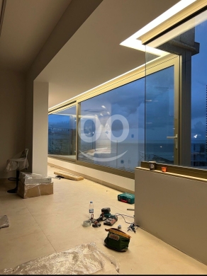 شقة ديلوكس مفروشة للبيع في عين المريسة - Deluxe Furnished Apartment in Ain El Mreisseh | $1,100,000