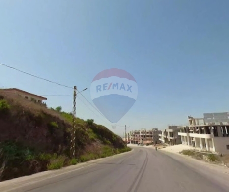اراضي للبيع في تل بيره - R9-3722 Land for Sale in Bireh &ndash; Akkar, 9500 m&sup2;, Planted with Kina Treesأرض للبيع في بيره عكار &ndash; 9500 م&sup2;، مزروعة بأشجار كينا