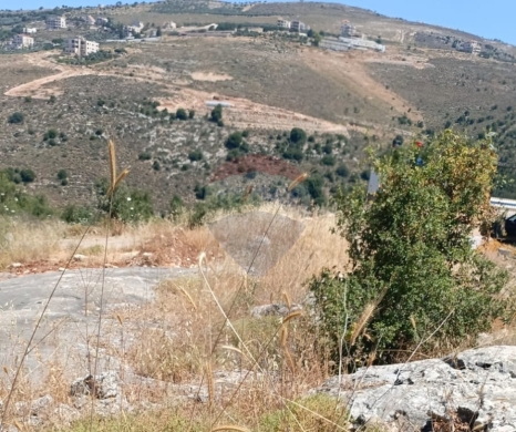 Lands for sale in Amioun - R9-3727 Land for Sale in Bnehran &ndash; Koura, 4200 m&sup2; أرض للبيع في بنهران الكورة &ndash; 4200 م&sup2;