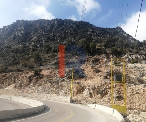 R9-3732 Land for Sale in Baabda – Jabal es-Saaïdé near Jounieh, 24,200 m²