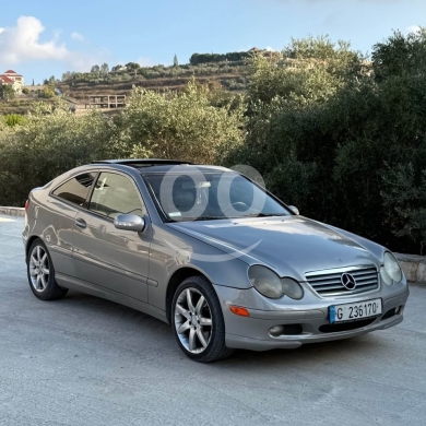 Mercedes-Benz in Beirut City - Mercedes C230 2003