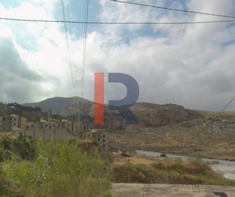R9-3742 Land for Sale in Dei Ammar – Danniyeh, 1,901 m², Zoning 20/40 — 4