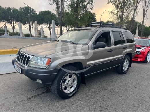 Jeep dans Aley - Cherokee 2000