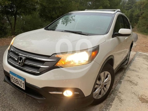 هوندا في زغرتا - HONDA CRV 2012