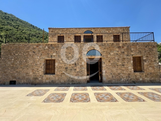 Exclusive Lebanese Style Stone House for Sale in Douma — 5