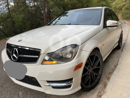 Mercedes-Benz in Zgharta - C250 2012