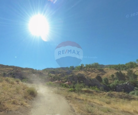 R9-3752 Land for Sale in Laqlouq – Ehmej, Mount Lebanon, 5,850 m², Zoning 10/25 أرض للبيع… — 3