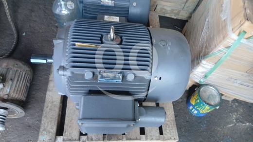 Vehicles accessories in Tripoli - محرك ٧٥ حصان ١٤٠٠ دورة