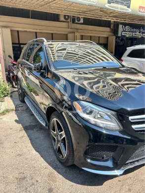 Mercedes-Benz in Tripoli - ML 350 2014