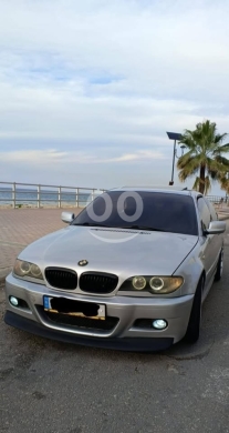 BMW dans Saïda - E46 2004