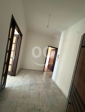 شقة للبيع في دوحة عرمون - الخط العام | Apartment for Sale in Doha Aramoun