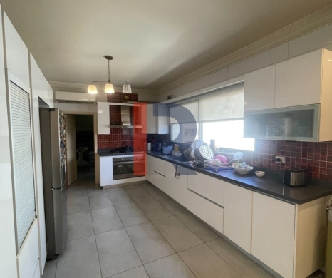 R9-3769 Super Deluxe Apartment for Sale in Mina Road – Tripoli, 400 m² — 4
