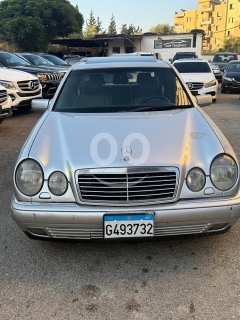 Mercedes E320 model 1997