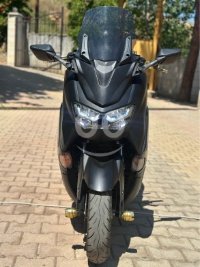 Motorcycles & ATVs dans Bhamdoun - Nmax azzo 2025