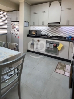 شقة مميزة للبيع في شارع نديم الجسر | Apartment for Sale in Nadim El Jisr Tripoli