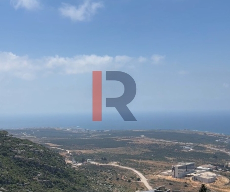 R9-3781 Villa for Sale in Deddeh – Koura, 1,600 m² Building, 1,000 m² Land — 2
