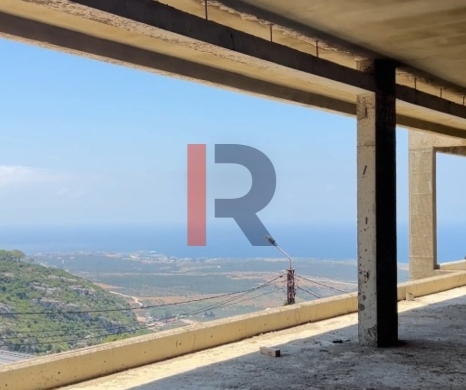 R9-3781 Villa for Sale in Deddeh – Koura, 1,600 m² Building, 1,000 m² Land — 13